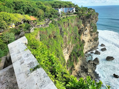 울루와뚜 사원 (Uluwatu Temple)
