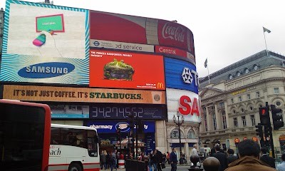 부츠 피카딜리 서커스점 (Boots Piccadilly Circus)