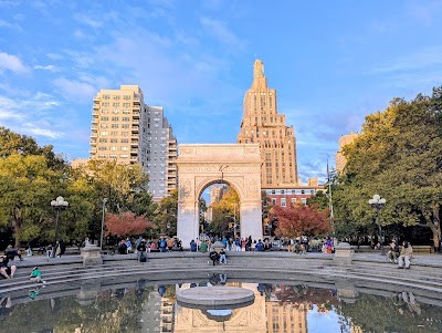 워싱턴 스퀘어 파크 (Washington Square Park)