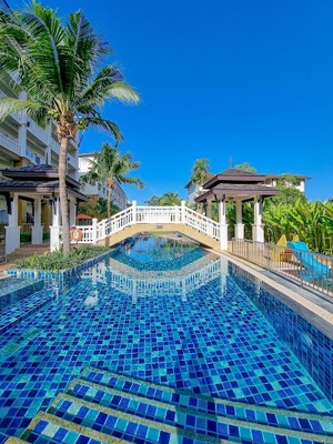 카타 시 브리즈 리조트 (Kata Sea Breeze Resort)
