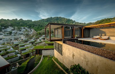 더 나카 푸켓 (The Naka Phuket)